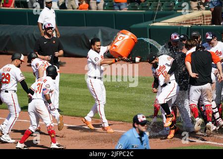 Baltimora, Stati Uniti. 04th luglio 2022. BALTIMORA, MD - 04 LUGLIO: Durante una partita MLB tra i Baltimore Orioles e i Texas Rangers, il 04 luglio 2022, all'Orioles Park a Camden Yards, a Baltimora, Maryland. (Foto di Tony Quinn/SipaUSA) Credit: Sipa USA/Alamy Live News Foto Stock