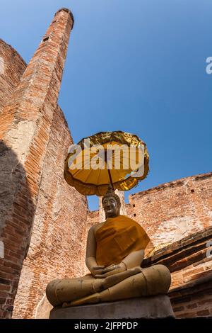 Parco storico di Autthaya, Wat Maheyong, tempio principale, statue di buddha, Ayutthaya, Thailandia, sud-est asiatico, Asia Foto Stock