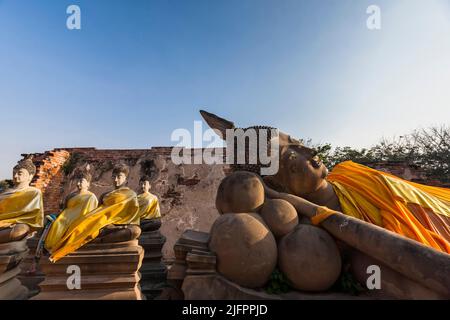 Autthaya Historical Park, Wat Phuthai Sawan (Phuthaisawa), Buddha reclinato, Ayutthaya, Thailandia, Sud-est asiatico, Asia Foto Stock