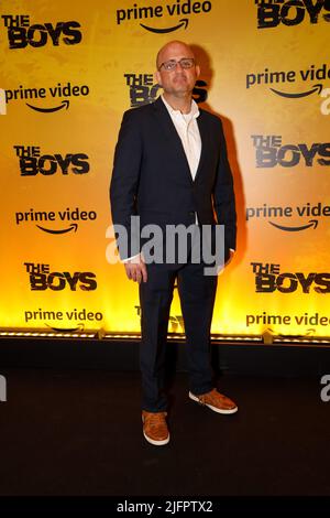 São Paulo, Brasile, 04/07/2022, Eric Kripke durante la Tapede Rossa della pre-prima dell'ultimo episodio della serie The Boys di Amazon prime Video al Palacio Tangara di São Paulo il lunedì sera (4). (Foto: Vanessa Carvalho/Brazil Photo Press) Credit: Brazil Photo Press/Alamy Live News Foto Stock