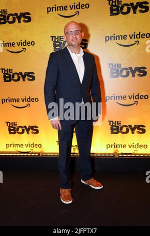 São Paulo, Brasile, 04/07/2022, Eric Kripke durante la Tapede Rossa della pre-prima dell'ultimo episodio della serie The Boys di Amazon prime Video al Palacio Tangara di São Paulo il lunedì sera (4). (Foto: Vanessa Carvalho/Brazil Photo Press) Credit: Brazil Photo Press/Alamy Live News Foto Stock