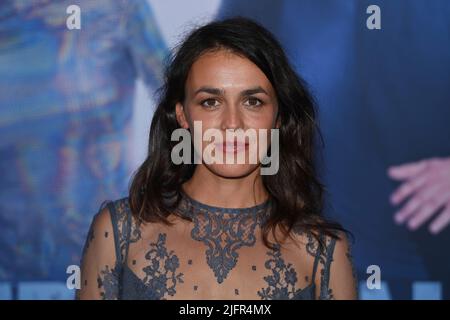 Lucie HEINZE (attrice), immagine singola, taglia singolo motivo, ritratto, ritratto, verticale. Film premiere LIEBESDININGS il 4th luglio 2022 nel cinema Mathaeser di Monaco. Foto Stock