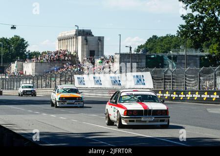 Norimberga, Germania. 03rd luglio 2022. Nurnberg: DTM Norisring 2022 on July, 3, 2022, (Photo by Hoch Zwei) DTM Classic Cup: OLAF MANTHEY, BMW 635CSI/dpa/Alamy Live News Foto Stock