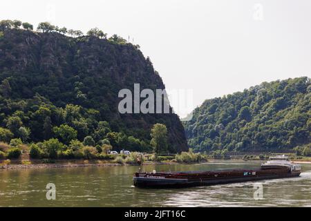 La roccia di Loreley, un affioramento roccioso da favole e miti della bella Lorelei, una fanciulla heartbroken. Reno, Germania. Foto Stock