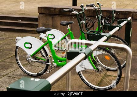 Stazione di aggancio City Bike. Liverpool, Merseyside, Lancashire, Inghilterra, Regno Unito Foto Stock