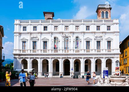 La Biblioteca Civica Angelo mai di Bergamo è la principale istituzione storica di conservazione del circuito della biblioteca bergamasca. Ha la sua sede centrale in Foto Stock