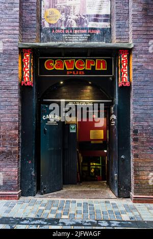 Ingresso al Cavern Club di Mathew St. Liverpool, Merseyside, Inghilterra, Regno Unito Foto Stock