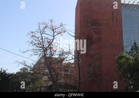 Un mix di architettura moderna/storica al Connaught Place, Nuova Delhi Foto Stock