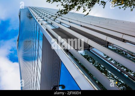 Vista parziale. 20 Fenchurch Street è un grattacielo commerciale di Londra che prende il nome dal suo indirizzo in Fenchurch Street, nella città storica Foto Stock