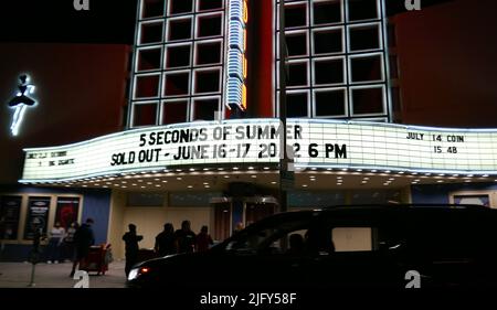 Los Angeles, California, USA 17th Giugno 2022 una visione generale dell'atmosfera di 5 secondi del Marquee estivo per i Concerti esauriti il 17 Giugno 2022 a Los Angeles, California, USA. Foto di Barry King/Alamy Stock Foto Foto Stock