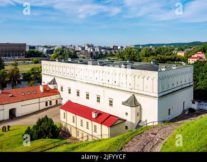 Museo delle Arti applicate e del Design, l'Antico Arsenale, vista sopraelevata, Vilnius, Lituania, Europa Foto Stock