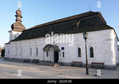 Kiev, Ucraina 2 gennaio 2021: Monastero della Chiesa del Refettorio di San Michele nella città di Kiev Foto Stock