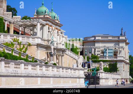 Ungheria, Budapest, Giardino del Castello Bazaar, Várkert Bazár, Foto Stock