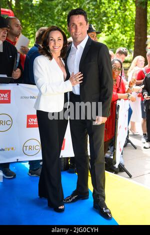 Londra, Regno Unito. 6 luglio 2022. Shirley Ballas e Daniel Taylor arrivano per I TRIC Awards 2022 alla Grosvenor House, Londra. Data foto: Mercoledì 6 luglio 2022. Il credito fotografico dovrebbe essere: Matt Crossick/Empics/Alamy Live News Foto Stock