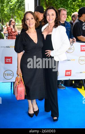 Londra, Regno Unito. 6 luglio 2022. Shirley Ballas arriva per I TRIC Awards 2022 a Grosvenor House, Londra. Data foto: Mercoledì 6 luglio 2022. Il credito fotografico dovrebbe essere: Matt Crossick/Empics/Alamy Live News Foto Stock