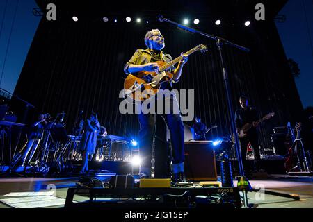 Roma, Italia. 30th giugno 2022. Il cantante italiano Brunori SAS si esibisce dal vivo a Roma. (Foto di Stefano Costantino/SOPA Images/Sipa USA) Credit: Sipa USA/Alamy Live News Foto Stock