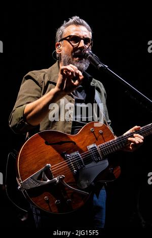 Roma, Italia. 30th giugno 2022. Il cantante italiano Brunori SAS si esibisce dal vivo a Roma. (Foto di Stefano Costantino/SOPA Images/Sipa USA) Credit: Sipa USA/Alamy Live News Foto Stock