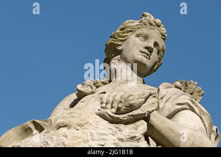 Artemis dea della caccia, statua barocca Foto Stock