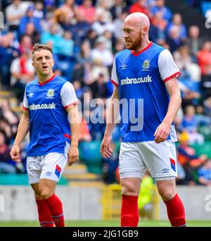 Chris Shields & Joel Cooper - Linfield Vs St Mirren, sabato 2nd luglio 2022, Windsor Park, Belfast Foto Stock