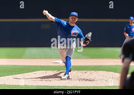 Milwaukee, WISCONSIN, Stati Uniti. 6th luglio 2022. Il lanciatore dei Chicago Cubs Adrian Sampson #41 mette cinque e 2/3 innings e dà in su quattro colpi e una corsa durante la partita di MLB fra i cubs di Chicago ed i birrifici di Milwaukee all'American Family Field a Milwaukee, WISCONSIN. Cubs sconfisse i birrifici, 2-1. Kirsten Schmitt/CSM/Alamy Live News Foto Stock