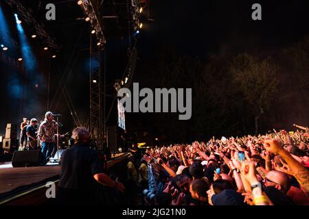 Foto del concerto di Liam Gallagher sul palco del Lucca Summer Festival in Italia Foto Stock