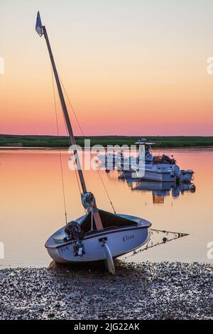 Barche ormeggiate nel porto di Pamet a Truro, Massachusetts Foto Stock