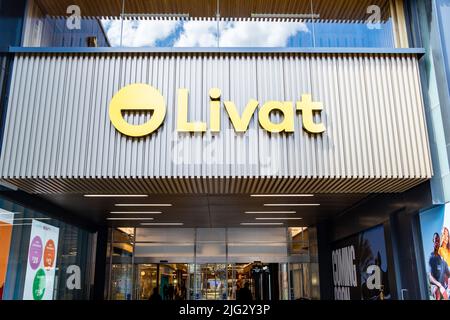 Londra- Giugno 2022: Livat Hammersmith, un centro commerciale e complesso di uffici in King Street nella parte ovest di Londra Foto Stock