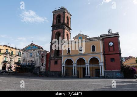 Napoli, Italia. Maggio 28, 2022. Basilica di Santa Maria a Pugliano, la chiesa principale di Ercolano nella Città Metropolitana di Napoli Foto Stock