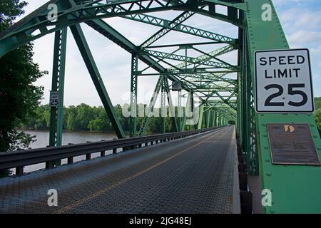 Dettaglio del ponte a tralicci che attraversa il fiume Delaware a Stockton, New Jersey, e visto dal lato Pennsylvania -13 Foto Stock