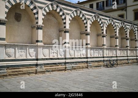 Facciata esterna della Basilica di Santa Maria Novella a Firenze Foto Stock