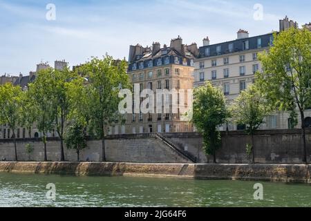 Parigi, ile saint-louis e quai de Bourbon, splendidi edifici antichi Foto Stock