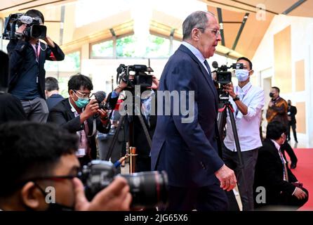 Nusa Dua, Indonesia. 08th luglio 2022. Il ministro degli Esteri russo Sergey Lavrov arriva al Vertice dei Ministri degli Esteri G20 in Indonesia. Credit: Britta Pedersen/dpa/Alamy Live News Foto Stock