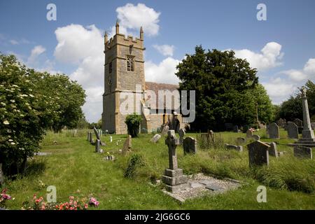 La Chiesa Parrocchiale di San Nicola nel Nord e Medio Littleton vicino Evesham UK Foto Stock