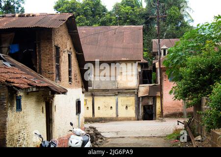 case indiane, wada, piccola strada tra le case Foto Stock