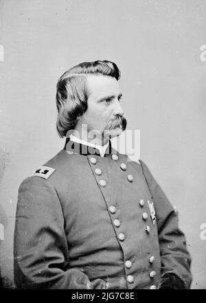 Gen. John A. Logan, tra il 1855 e il 1865. [Soldato e politico: Generale nell'esercito dell'Unione durante la guerra civile americana, vincendo la medaglia d'onore per il suo ruolo nella cattura di Vicksburg nel 1863]. Foto Stock