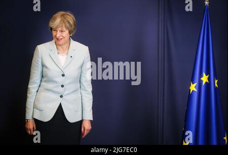 Il primo ministro britannico Teresa May al quinto vertice del partenariato orientale a Bruxelles. Foto Stock