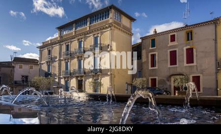 Fontana in Place de la Mairie a Lespignan Foto Stock