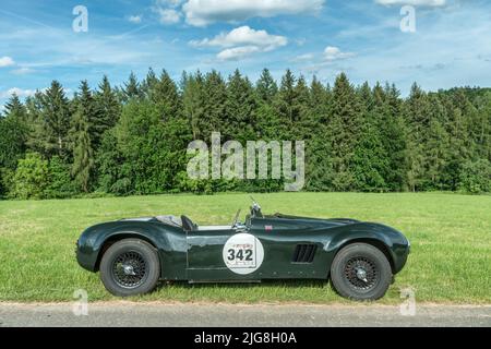 Breuberg, Hesse, Germania, Jaguar XK 120 Roadster con una scocca personalizzata Rochdale. Anno di fabbricazione 1953, Foto Stock