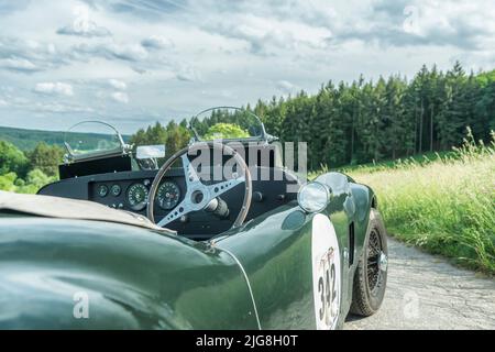 Breuberg, Hesse, Germania, Jaguar XK 120 Roadster con una scocca personalizzata Rochdale. Anno di fabbricazione 1953, Foto Stock