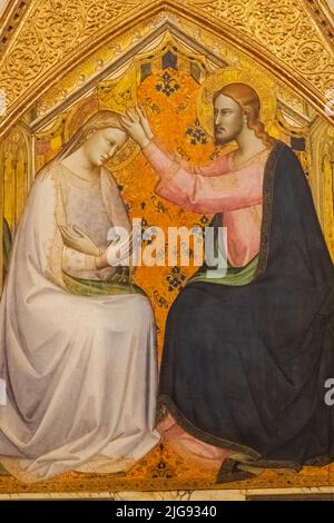 Inghilterra, Londra, Somerset House, la Courtauld Gallery, pala d'altare intitolata 'l'incoronazione della Vergine' di Lorenzo Monaco del 1388 Foto Stock