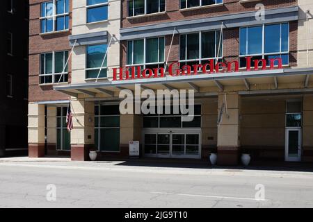 ITHACA, NEW YORK - 17 GIUGNO 2021: The Hilton Garden Inn on Seneca Street in Downtown Ithaca, Vicino al comune, Vicino alla Cornell University Foto Stock