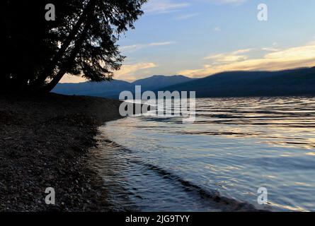 Vista sul lago nel Glacier National Park Foto Stock