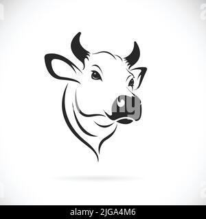 Vettore di disegno della testa di vacca su sfondo bianco. Illustrazione vettoriale a livelli facilmente modificabile. Animali da fattoria. Illustrazione Vettoriale