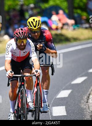 Tomblaine a la Super Planche des Belles Filles, Francia. 8th luglio 2022. Simon GESCHKE è affiancato da Filippo GANNA nel breakaway durante Tour De France, Stage 7, Francia, 8th luglio 2022, Credit:Pool/Goding Images/Alamay Live News Credit: Peter Goding/Alamy Live News Foto Stock