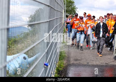 Spielberg, Austria. 9th luglio 2022. Circuito atmosfera - ventole. Gran Premio d'Austria, sabato 9th luglio 2022. Spielberg, Austria. Credit: James Moy/Alamy Live News Foto Stock