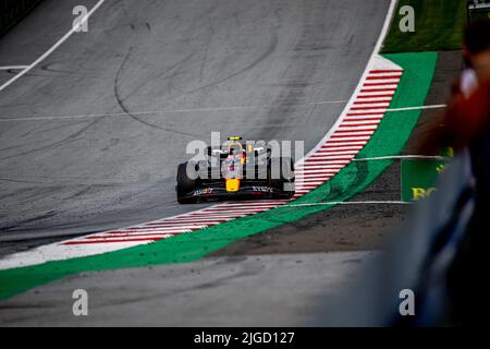 Spielberg, Austria, 09th luglio 2022, Sergio Perez, dal Messico compete per la Red Bull Racing. Sprint Race, round 11 del campionato di Formula 1 2022. Credit: Michael Potts/Alamy Live News Foto Stock