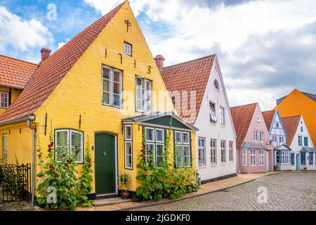 Aabenraa, Danimarca; 6 luglio 2022 - antiche case tradizionali danesi, Aabenraa, Danimarca Foto Stock