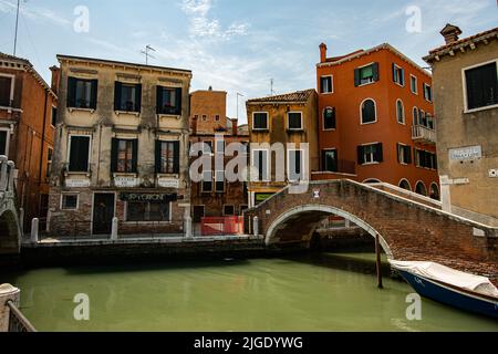 il rio dei tolentini a venezia Foto Stock