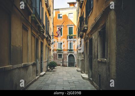 un cortile a venezia Foto Stock