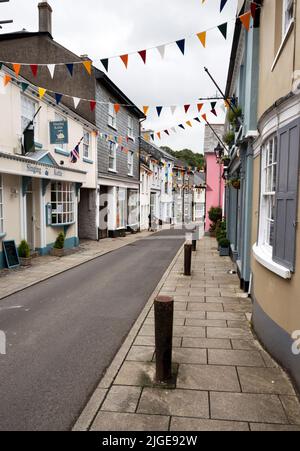 Fore Street nel pittoresco villaggio di Buckfastleigh, Devon Foto Stock